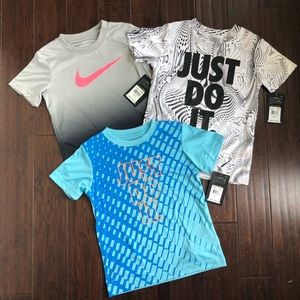 New! Boys Nike tee bundle